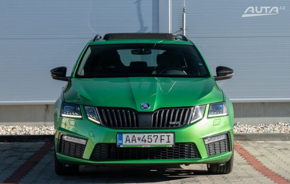 Škoda Octavia Combi 2.0 TDI RS 4x4 DSG / 135kW / A7 / ZÁRUKA / AJ NA SPLÁTKY / PROTIÚČET 2019 zelená