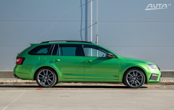 Škoda Octavia Combi 2.0 TDI RS 4x4 DSG / 135kW / A7 / ZÁRUKA / AJ NA SPLÁTKY / PROTIÚČET 2019 zelená