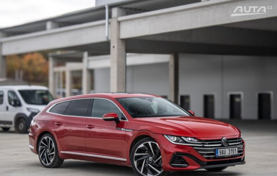 Volkswagen Arteon Shooting Brake R-line AT/7 AWD 147kW 2023 2023 červená