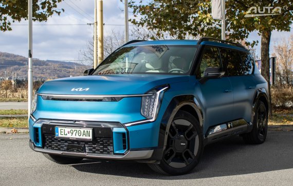 Kia EV9 99,8 kWh GT-Line 1st Edition AWD, 283kW (2024) / AJ NA SPLÁTKY / PROTIÚČET / 2024 - hlavní pohled
