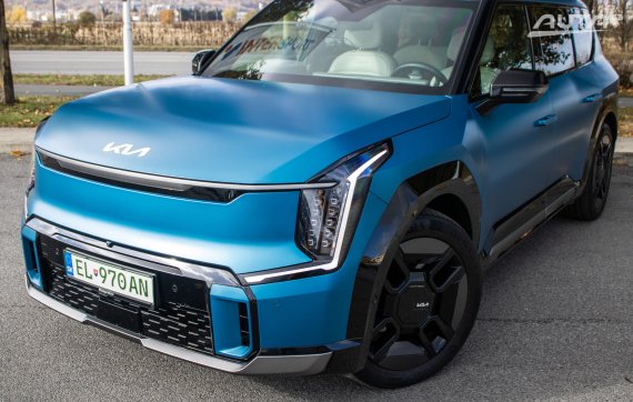 Kia EV9 99,8 kWh GT-Line 1st Edition AWD, 283kW (2024) / AJ NA SPLÁTKY / PROTIÚČET / 2024 modrá