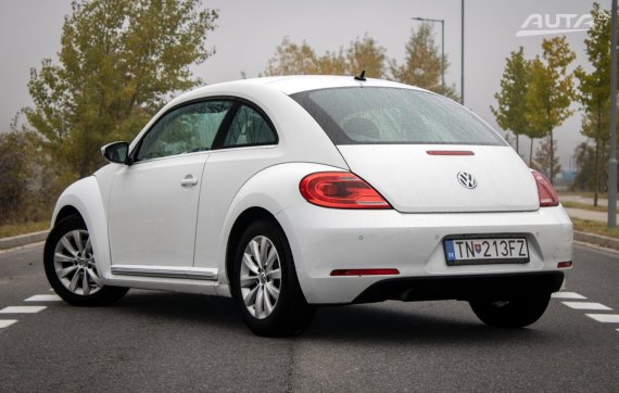 Volkswagen Beetle 1.6 TDI, 77kW, M6, 3d. / AJ NA SPLÁTKY / PROTIÚČET / 2014 bílá