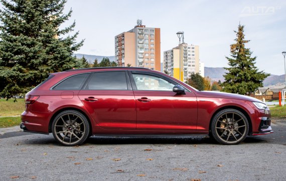 Audi A4 Avant 40 2.0 TDI quattro S tronic / 140kW / A7 / ZÁRUKA / AJ NA SPLÁTKY / PROTIÚČET 2019 červená