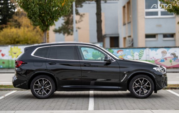 BMW X3 xDrive20d M-Sport 2022 černá