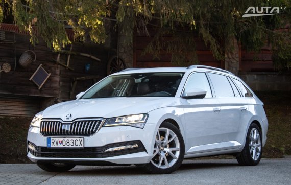 Škoda Superb Combi 2.0 TDI Style DSG / 140kW / A7 / ZÁRUKA / AJ NA SPLÁTKY / PROTIÚČET 2020 - hlavní pohled