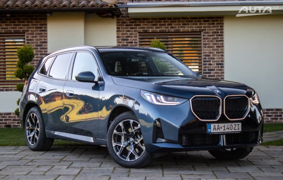 BMW X3 G45 40d xDrive M Sport / 210kW / A8 / ZÁRUKA / AJ NA SPLÁTKY / PROTIÚČET 2025 modrá