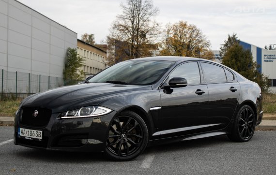 Jaguar XF 3.0 V6 Supercharged A/T, 250kW (2014) / AJ NA SPLÁTKY / PROTIÚČET / 2014 šedá