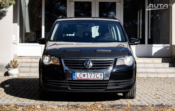 Volkswagen Touran 1.9 TDI, 77kW (2009) / AJ NA SPLÁTKY / PROTIÚČET / 2009 černá