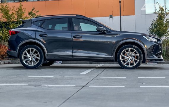 Cupra Formentor 1.5 TSI DSG 110kW 2022 / AJ NA SPLÁTKY / PROTIÚČET 2022 šedá