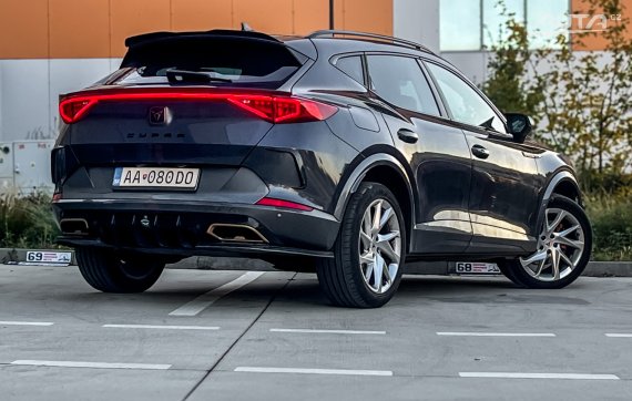 Cupra Formentor 1.5 TSI DSG 110kW 2022 / AJ NA SPLÁTKY / PROTIÚČET 2022 šedá