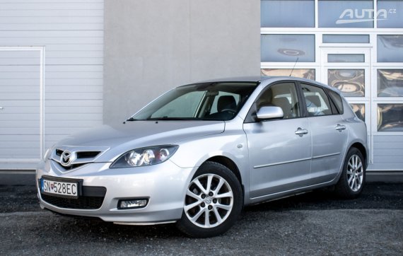 Mazda 3 1.6i Activematic / 77kW / A4 / AJ NA SPLÁTKY / PROTIÚČET 2009 - hlavní pohled