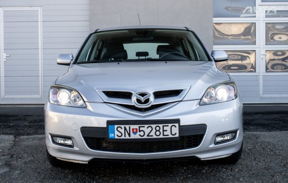 Mazda 3 1.6i Activematic / 77kW / A4 / AJ NA SPLÁTKY / PROTIÚČET 2009 stříbrná metalíza
