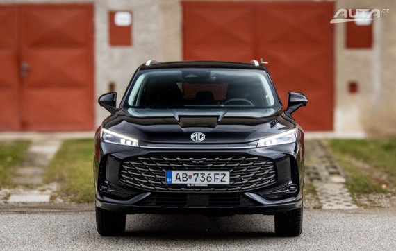Mg HS R Emotion 125kW AT/7 2026 / AJ NA SPLÁTKY / PROTIÚČET 2026 černá