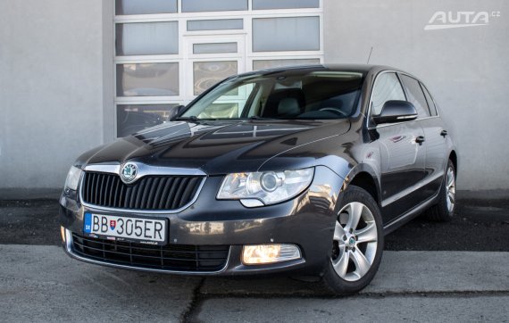 Škoda Superb 2.0 TDI Elegance / 125kW / M6 / AJ NA SPLÁTKY / PROTIÚČET 2010 - hlavní pohled