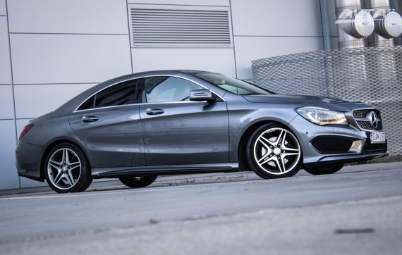 Mercedes-Benz CLA Kupé 220 CDI AMG LINE, 125kW, A7, 4d. / AJ NA SPLÁTKY / PROtiÚČET / 2013 šedá