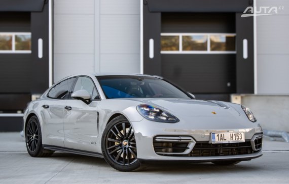 Porsche Panamera GTS 4 2025 368kW 2025 šedá