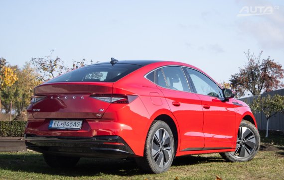 Škoda Enyaq Coupé iV 60 Loft / 132kW / CVT / ZÁRUKA / AJ NA SPLÁTKY / PROTIÚČET 2023 červená