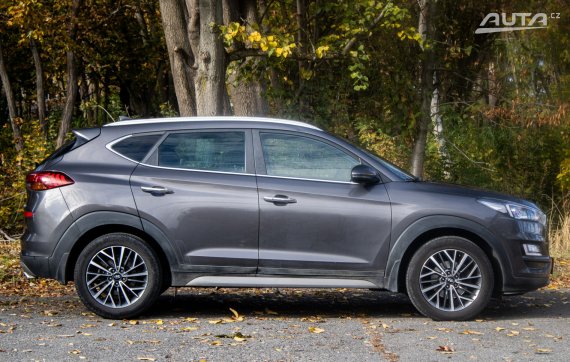 Hyundai Tucson 1.6 T-GDi, 130kW (2019) / AJ NA SPLÁTKY / PROTIÚČET / 2019 šedá