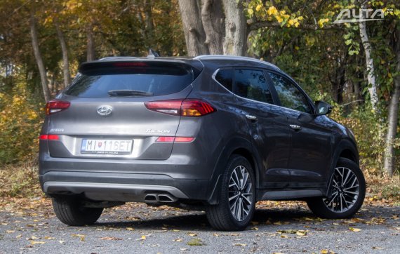 Hyundai Tucson 1.6 T-GDi, 130kW (2019) / AJ NA SPLÁTKY / PROTIÚČET / 2019 šedá