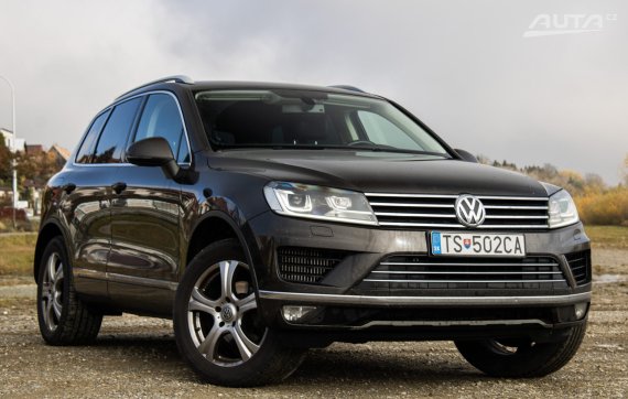 Volkswagen Touareg 3.0 V6 TDI BMT 4MOTION, 193kW (2015) / AJ NA SPLÁTKY / PROTIÚČET / 2015 hnědá