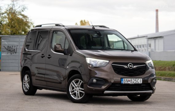 Opel Combo Life 1.5 CDTI Innovation / 96kW / M6 / ZÁRUKA / AJ NA SPLÁTKY / PROTIÚČET 2018 hnědá