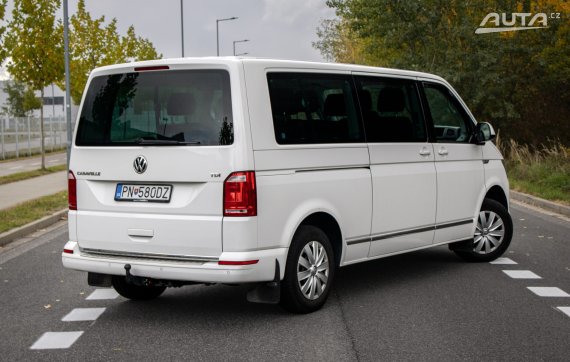 Volkswagen Caravelle 2.0 TDI, 110kW, M6, 9 miest / AJ NA SPLÁTKY / PROTIÚČET / 2017 bílá