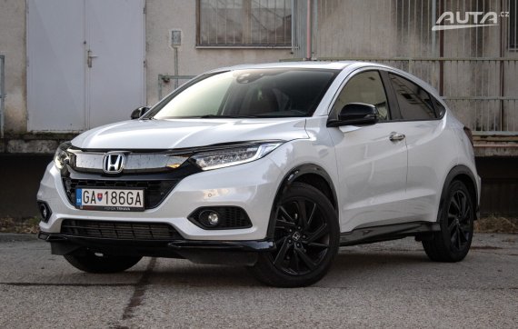 Honda HR-V 1.5 i-VTEC Turbo Sport CVT, 134kW, A1 / AJ NA SPLÁTKY / PROTIÚČET / 2020 - hlavní pohled