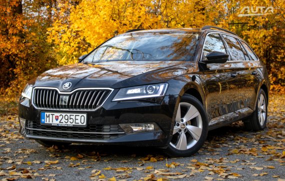 Škoda Superb Combi 1.6 TDI Ambition DSG / 88kW / A7 / ZÁRUKA / AJ NA SPLÁTKY / PROTIÚČET 2016 - hlavní pohled