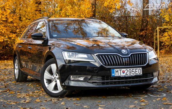 Škoda Superb Combi 1.6 TDI Ambition DSG / 88kW / A7 / ZÁRUKA / AJ NA SPLÁTKY / PROTIÚČET 2016 černá