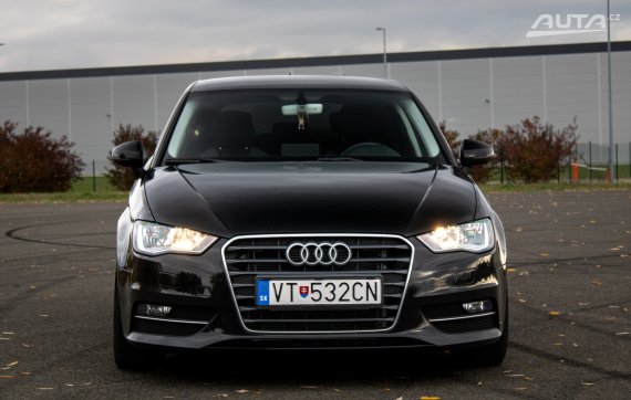 Audi A3 Sportback 1.6 TDI S tronic / 81kW / A7 / ZÁRUKA / AJ NA SPLÁTKY / PROTIÚČET 2015 černá