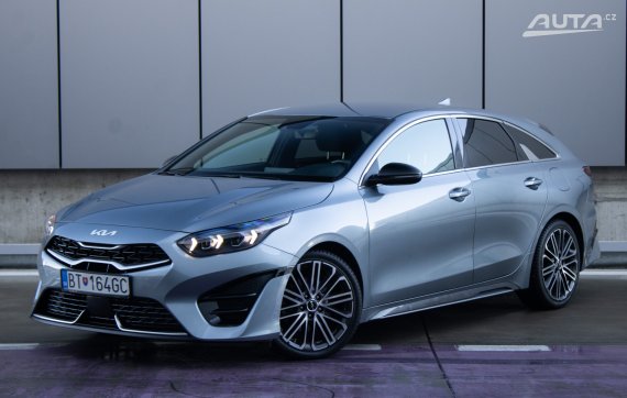 Kia Pro Ceed 117kW AT/7 2023 / AJ NA SPLÁTKY / PROTIÚČET 2023 - hlavní pohled