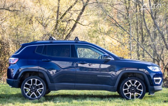 Jeep Compass 2.0L MJet 4WD 103kW AT/9 2017 / AJ NA SPLÁTKY / PROTIÚČET 2017 modrá