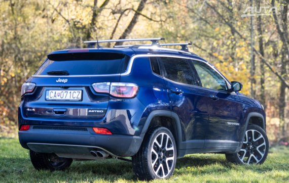 Jeep Compass 2.0L MJet 4WD 103kW AT/9 2017 / AJ NA SPLÁTKY / PROTIÚČET 2017 modrá