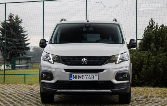 Peugeot Rifter 1.5 BlueHDi GT, 96kW (2022) / AJ NA SPLÁTKY / PROTIÚČET / 2022 šedá