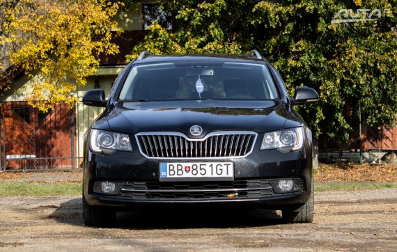 Škoda Superb Combi 2.0 TDI, 103kW (2014) / AJ NA SPLÁTKY / PROTIÚČET / 2014 černá