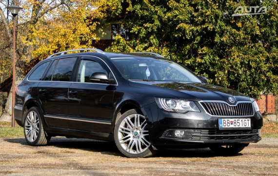 Škoda Superb Combi 2.0 TDI, 103kW (2014) / AJ NA SPLÁTKY / PROTIÚČET / 2014 černá