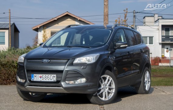 Ford Kuga 2.0 TDCi Trend AWD / 110kW / M6 / ZÁRUKA / AJ NA SPLÁTKY / PROTIÚČET 2017 - hlavní pohled