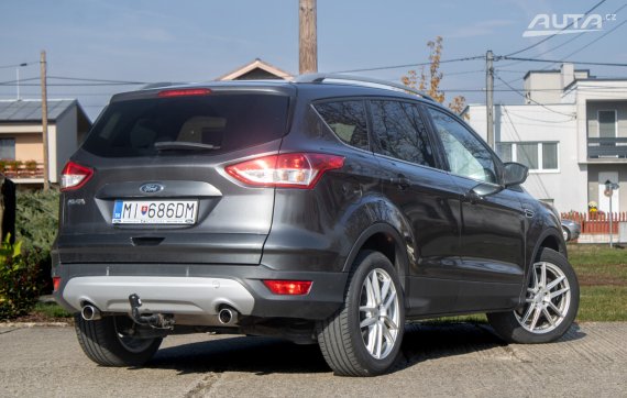 Ford Kuga 2.0 TDCi Trend AWD / 110kW / M6 / ZÁRUKA / AJ NA SPLÁTKY / PROTIÚČET 2017 šedá