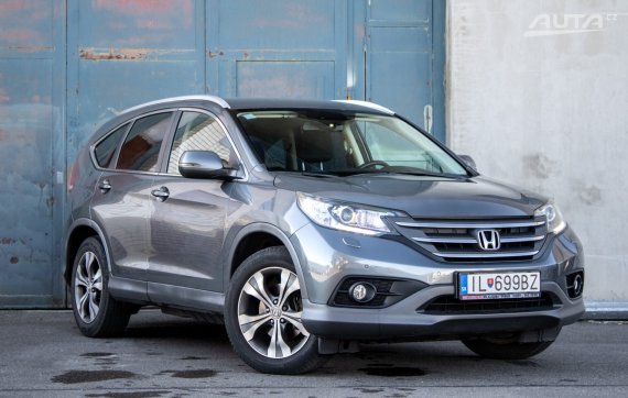 Honda CR-V 2.2 i-DTEC 4WD 2013 šedá