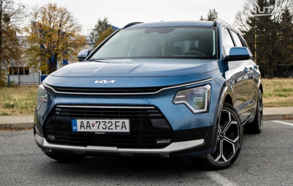 Kia Niro 1.6 GDi Hybrid Gold, 104 kW (2024) / AJ NA SPLÁTKY / PROTIÚČET / 2024 modrá