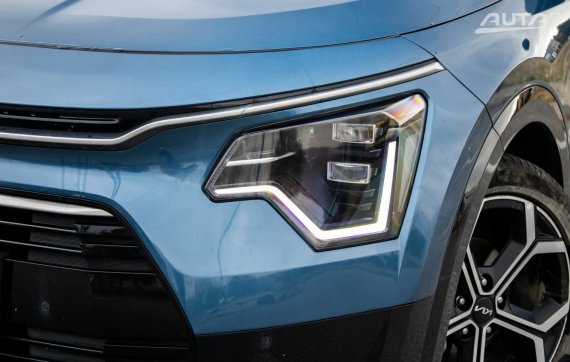 Kia Niro 1.6 GDi Hybrid Gold, 104 kW (2024) / AJ NA SPLÁTKY / PROTIÚČET / 2024 modrá
