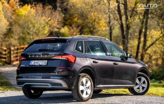 Škoda Kamiq 1.6 TDI 85kW Ambition DSG / AJ NA SPLÁTKY / PROTIÚČET 2020 černá