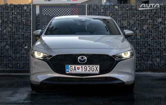 Mazda 3 2.0 Skyactiv / 110kW / M6 / ZÁRUKA / AJ NA SPLÁTKY / PROTIÚČET 2022 hnědá