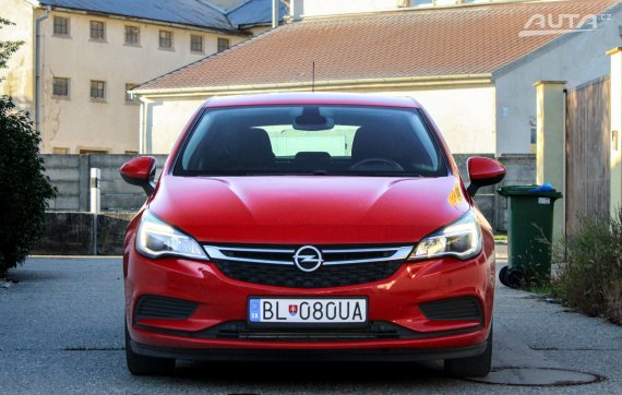 Opel Astra 1.6 CDTI / 81kW / M6 / ZÁRUKA / AJ NA SPLÁTKY / PROTIÚČET 2018 červená