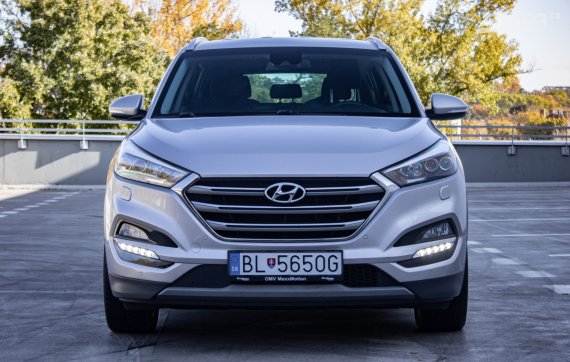 Hyundai Tucson 1.6 T-GDi 4x4 DTC, 130kW, A7, 5d. / AJ NA SPLÁTKY / PROTIÚČET / 2017 stříbrná metalíza