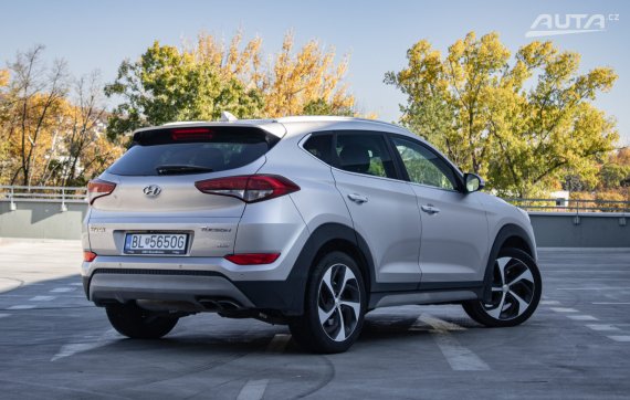Hyundai Tucson 1.6 T-GDi 4x4 DTC, 130kW, A7, 5d. / AJ NA SPLÁTKY / PROTIÚČET / 2017 stříbrná metalíza