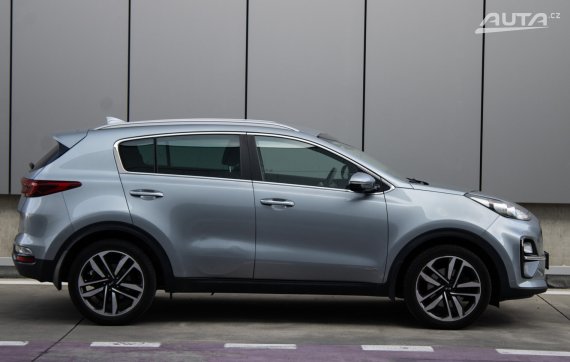Kia Sportage 1.6 T-GDi 4WD 130kW AT/7 2019 / AJ NA SPLÁTKY / PROTIÚČET 2019 šedá