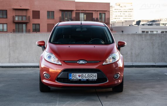 Ford Fiesta 1.25 Duratec, 60kW (2012) / AJ NA SPLÁTKY / PROTIÚČET / 2012 oranžová