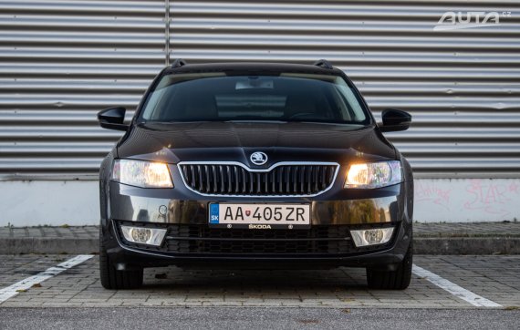 Škoda Octavia Combi 2.0 TDI, 110kW (2015) / AJ NA SPLÁTKY / PROTIÚČET / 2015 černá