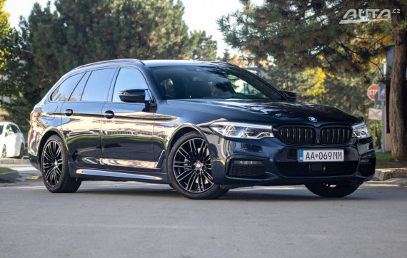 BMW Rad 5 Touring G31 530d xDrive M Sport / 195kW / A8 / ZÁRUKA / AJ NA SPLÁTKY / PROTIÚČET 2019 černá